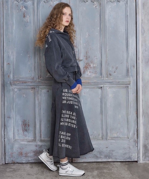 Cepica(セピカ)の「ロゴパッチフレアスカート(スカート・レディース・グレー/チャコールグレー・FREE)」の6枚目の写真