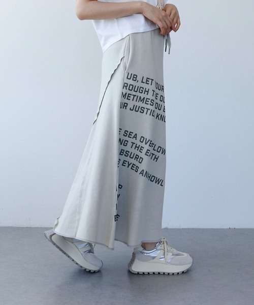 Cepica(セピカ)の「ロゴパッチフレアスカート(スカート・レディース・グレー/チャコールグレー・FREE)」の10枚目の写真