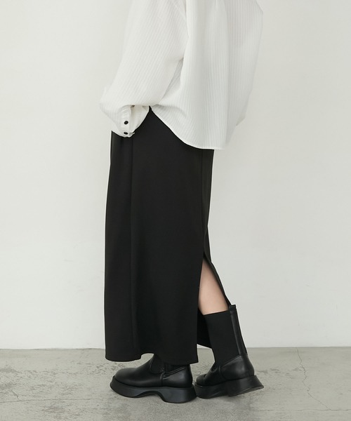 forksy.(フォルクシー)の「【forksy.】ダンボールパイピングポケットコクーンスカート(スカート・レディース・ライトグレー/モカ/ブラック・FREE)」の6枚目の写真