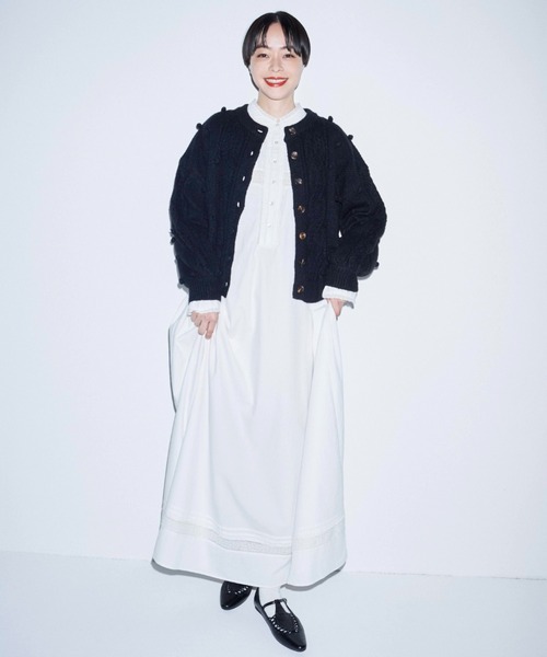 Libra Cue（リブラ キュー）の「Kanoco×Libra Cue ケーブルニットカーディガン（カーディガン/ボレロ・レディース・アイボリー/ピンク/ブラック・FREE）」の20枚目の写真