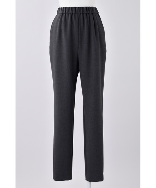 ENFOLD（エンフォルド）の「ダブルクロス Relaxトラウザー（スラックス・レディース・チャコールグレー/ブラック・40/38/36）」の2枚目の写真