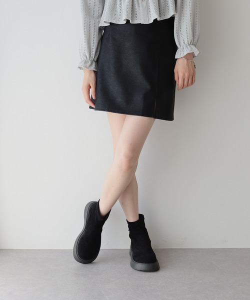 BLUEEAST（ブルーイースト）の「スウェードソックスブーツ（ブーツ・レディース・ブラウン/ブラック・MEDIUM/LARGE）」の3枚目の写真