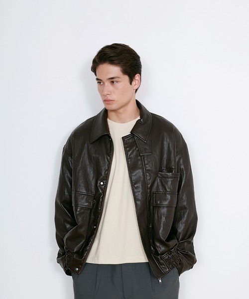 DRAW（ドロー）の「DRAW(ドロー) / ビッグシルエット フェイクレザーブルゾン（ユニセックス）（ブルゾン・メンズ・ダークウッド/ブラック・S/LARGE/MEDIUM/SMALL）」の3枚目の写真