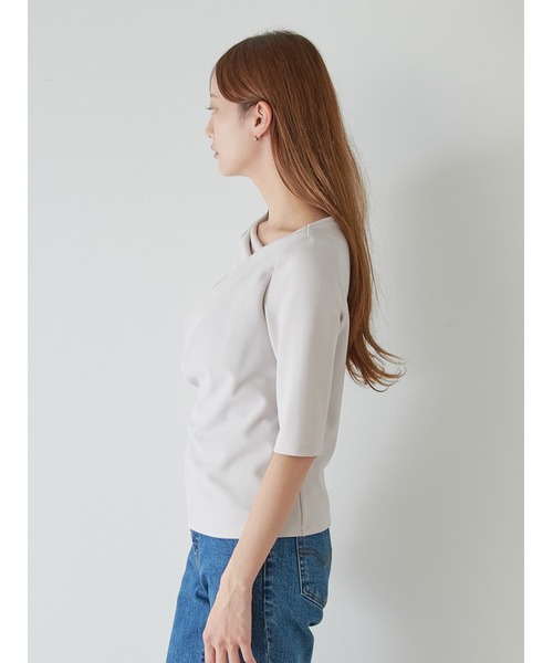 SNIDEL（スナイデル）の「ワンショルダードレープカットソー（Tシャツ/カットソー・レディース・ブラック/ピンクベージュ/クリーム・F）」の4枚目の写真