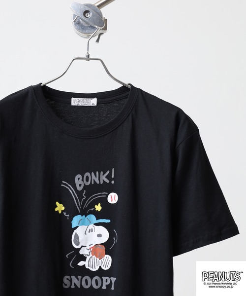 PEANUTS(ピーナッツ)の「PEANUTS プリント天竺半袖Tシャツ(Tシャツ/カットソー・メンズ・杢グレー/ブラック/ピンクベージュ/サーモンピンク/ライトカーキ/ネイビー・M/L/LL)」の2枚目の写真