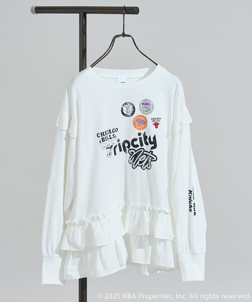 FREAK'S STORE(フリークスストア)の「NBA 布帛ドッキング チュニック ロンT(Tシャツ/カットソー・レディース・チャコールグレー/オフホワイト/ライトグレー・フリ-)」の2枚目の写真