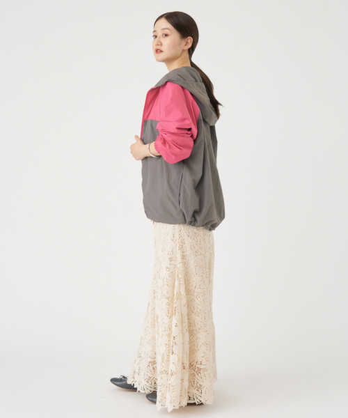 IENA（イエナ）の「LA HUTTE/ラ ユット カラーフードパーカー（マウンテンパーカー・レディース・ブラウン/ピンク・FREE）」の10枚目の写真