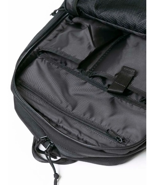 Perfect Suit FActory（パーフェクトスーツファクトリー）の「NEW ERA　ビジネススマートバッグ　28L　ブラック（ビジネスバッグ・メンズ・ブラック・FREE）」の4枚目の写真
