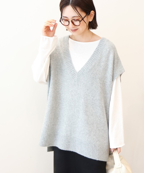 AMERICAN HOLIC（アメリカンホリック）の「ラメ入リVネックニットベスト（ベスト・レディース・ブラック/モカ/グレー系その他・FREE）」の2枚目の写真