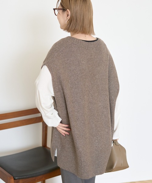 AMERICAN HOLIC（アメリカンホリック）の「ラメ入リVネックニットベスト（ベスト・レディース・ブラック/モカ/グレー系その他・FREE）」の8枚目の写真