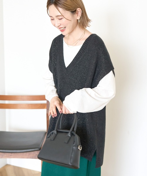 AMERICAN HOLIC（アメリカンホリック）の「ラメ入リVネックニットベスト（ベスト・レディース・ブラック/モカ/グレー系その他・FREE）」の13枚目の写真