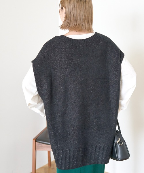 AMERICAN HOLIC（アメリカンホリック）の「ラメ入リVネックニットベスト（ベスト・レディース・ブラック/モカ/グレー系その他・FREE）」の15枚目の写真