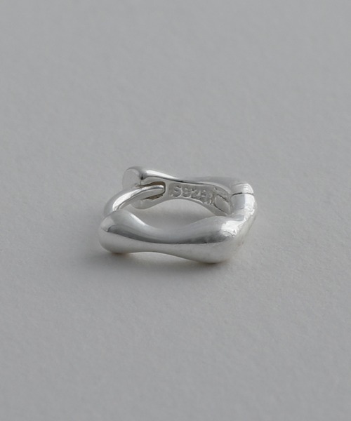 whoseA(フーシー)の「【silver925】SquareHoopPierce8mm/スクエアミニフープピアス8mm(ピアス(両耳用)・レディース・シルバー/ゴールド・FREE)」の9枚目の写真
