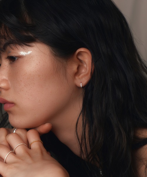 whoseA(フーシー)の「【silver925】SquareHoopPierce8mm/スクエアミニフープピアス8mm(ピアス(両耳用)・レディース・シルバー/ゴールド・FREE)」の14枚目の写真