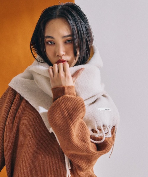 mysty woman（ミスティウーマン）の「ソフトタッチリバーストール 571636（ストール/ショール・レディース・アイボリー/ブラック/イエロー・FREE）」の12枚目の写真