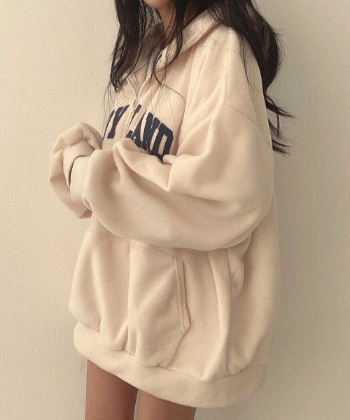 yuue' ( wear )(ユーイ)の「ボアオーバーサイズロゴハーフジップパーカー/フーディー(パーカー・レディース・アイボリー/ブラック・FREE)」の3枚目の写真