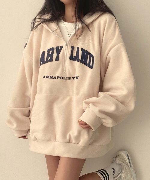 yuue' ( wear )(ユーイ)の「ボアオーバーサイズロゴハーフジップパーカー/フーディー(パーカー・レディース・アイボリー/ブラック・FREE)」の8枚目の写真