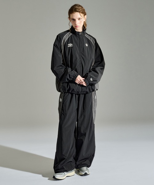 WETTEMPT（ウィテンプト）の「UMBRO WIDE NYLON PANTS / アンブロワイドナイロンパンツ（その他パンツ・メンズ・ブラック/ネイビー・MEDIUM/LARGE）」の12枚目の写真