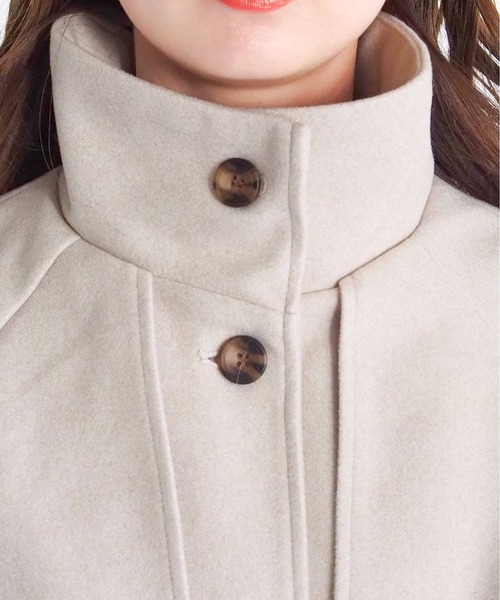 tiptop(ティップトップ)の「ファーティペット付ミドル丈トレンチコート(トレンチコート・レディース・アイボリー/ブラック/チャコールグレー/ダークブラウン・FREE)」の16枚目の写真