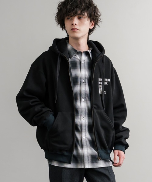 KRIFF MAYER（クリフメイヤー）の「KRIFF MAYER クリフメイヤー オーバーサイズスーベニア刺繍裏起毛長袖フルジップパーカー 2515109（パーカー・メンズ・ブラック/オリーブ/グレー/パープル/レッド/ナチュラル・XL/M/L）」の20枚目の写真