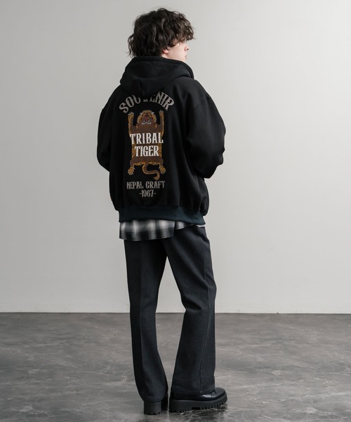 KRIFF MAYER（クリフメイヤー）の「KRIFF MAYER クリフメイヤー オーバーサイズスーベニア刺繍裏起毛長袖フルジップパーカー 2515109（パーカー・メンズ・ブラック/オリーブ/グレー/パープル/レッド/ナチュラル・XL/M/L）」の21枚目の写真