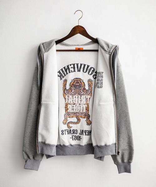 KRIFF MAYER（クリフメイヤー）の「KRIFF MAYER クリフメイヤー オーバーサイズスーベニア刺繍裏起毛長袖フルジップパーカー 2515109（パーカー・メンズ・ブラック/オリーブ/グレー/パープル/レッド/ナチュラル・XL/M/L）」の12枚目の写真