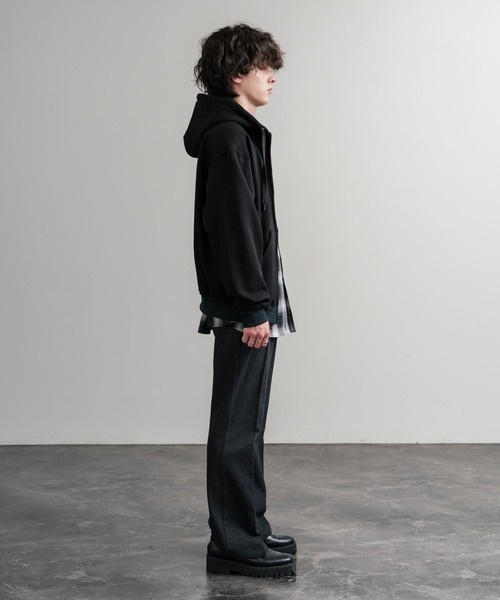 KRIFF MAYER（クリフメイヤー）の「KRIFF MAYER クリフメイヤー オーバーサイズスーベニア刺繍裏起毛長袖フルジップパーカー 2515109（パーカー・メンズ・ブラック/オリーブ/グレー/パープル/レッド/ナチュラル・XL/M/L）」の16枚目の写真