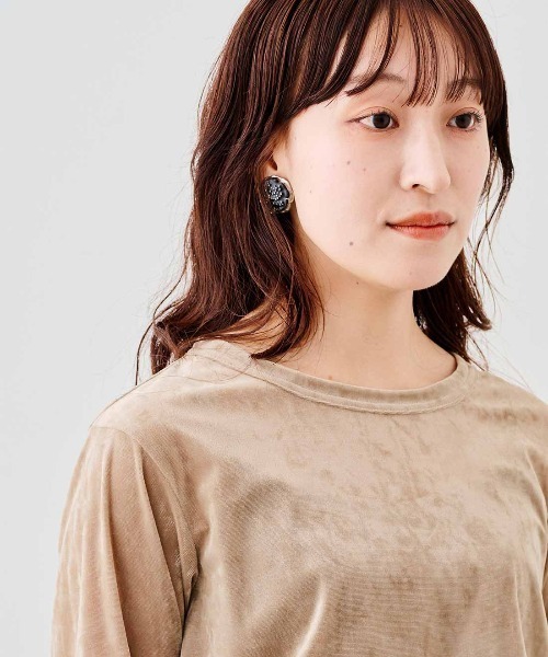 MEDE19F（メデジュウキュウ）の「ＭＥＤＥ１９Ｆ　クラッシュべロア調しなやかトップス（Tシャツ/カットソー・レディース・グレー/ベージュ/ホワイト・M/L/LL）」の18枚目の写真