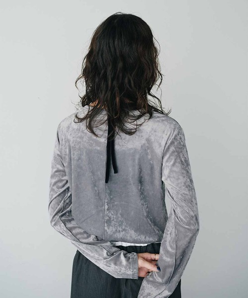 MEDE19F（メデジュウキュウ）の「ＭＥＤＥ１９Ｆ　クラッシュべロア調しなやかトップス（Tシャツ/カットソー・レディース・グレー/ベージュ/ホワイト・M/L/LL）」の22枚目の写真