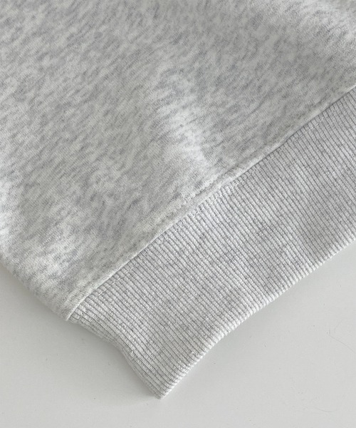 MAISON DE THERESE（メゾン ド テレーズ）の「刺繍入り オーバーサイズ ショートトレーナー（スウェット・レディース・ライトグレー/ネイビー/アイボリー/ブラック/グレー・M）」の15枚目の写真