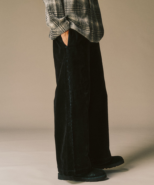 417 EDIFICE（フォーワンセブンエディフィス）の「ベロアデニム フレアワークパンツ（スラックス・メンズ・ブラック/ブラウン・SMALL/MEDIUM/LARGE）」の9枚目の写真