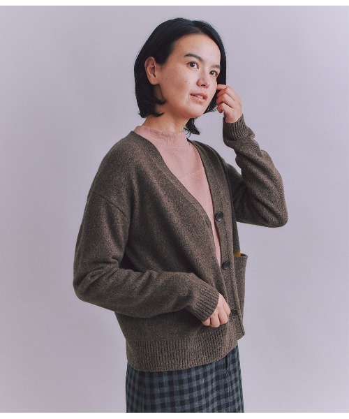 SIPULI(シプリ)の「Colorful Melange 配色ポケットニットカーディガン(ニット/セーター・レディース・イエロー/ダークブラウン/グレイッシュベージュ・2)」の2枚目の写真