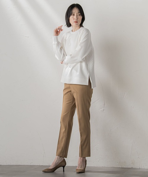 la.f…（ラエフ）の「【WEB限定】"すっきり快適な履き心地"テーパードパンツ≪洗濯機で洗える≫（その他パンツ・レディース・キャメル/ブラック系その他/ブラック・11号/9号/7号）」の7枚目の写真