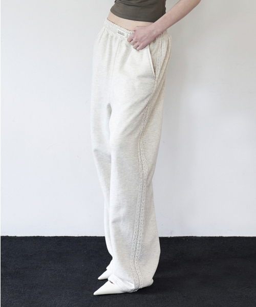 ROCKCAKE(ロックケーキ)の「Lace Line 2way Jogger - Oatmeal(スウェットパンツ・レディース・その他・XX-SMALL/SMALL/X-SMALL)」の1枚目の写真