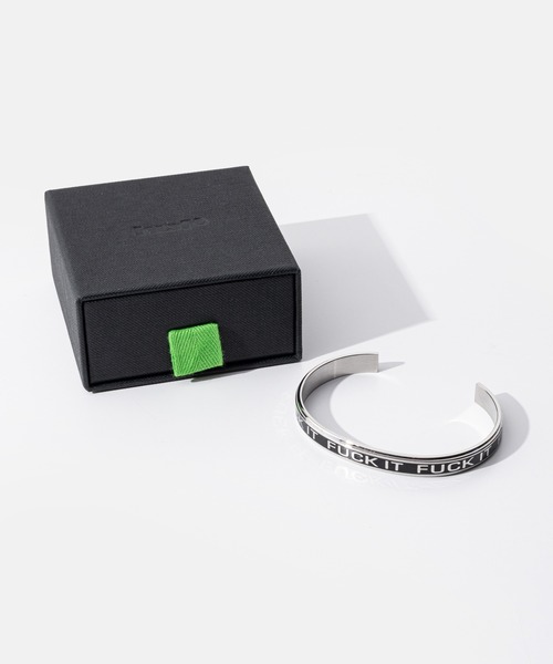 HUF(ハフ)の「HUF MONO BRACELET ハフ モノ メッセージ ブレスレット(ブレスレット・メンズ・シルバー系・FREE)」の7枚目の写真