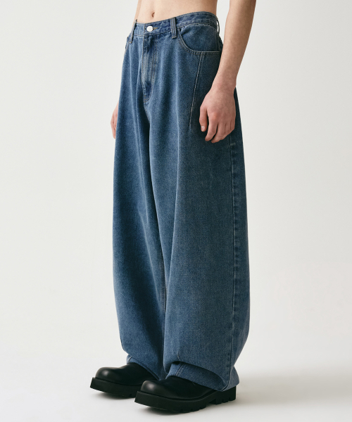 AVANDRESS（アバンドレス ）の「Bias Pintuck Denim Pants GREEN（デニムパンツ・レディース・グリーン・LARGE/MEDIUM/SMALL/X-SMALL/XX-SMALL）」の2枚目の写真