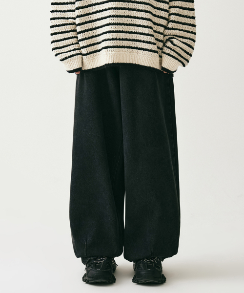 AVANDRESS（アバンドレス ）の「Bias Pintuck Denim Pants GREEN（デニムパンツ・レディース・グリーン・LARGE/MEDIUM/SMALL/X-SMALL/XX-SMALL）」の3枚目の写真
