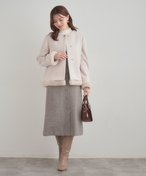 couture brooch（クチュールブローチ）の「【大人レディ・フェイクファー取り外し可能】ケープ風ショートコート（ノーカラーコート・レディース・ナチュラル/ブラック/ブラウン系その他・36/38/40/42）」の15枚目の写真