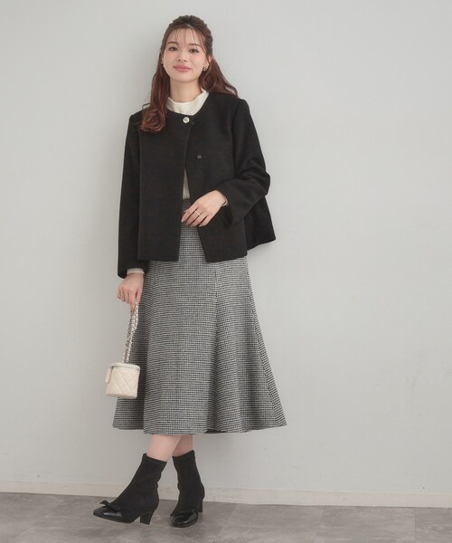 新品タグ有✩本物✩ブラックグラマ✩ファーコート✩後にスリット入り✩軽いですよ INTERPLANET（インタープラネット）の「マイクロツイルFOXファー付