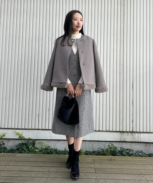 セール】【大人レディ・フェイクファー取り外し可能】ケープ風ショート