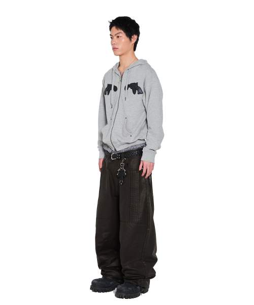 AAKAM(アーカム)の「Gun Wappen Zip-Up Hoodie (Gray)(パーカー・レディース・その他・2/1)」の13枚目の写真