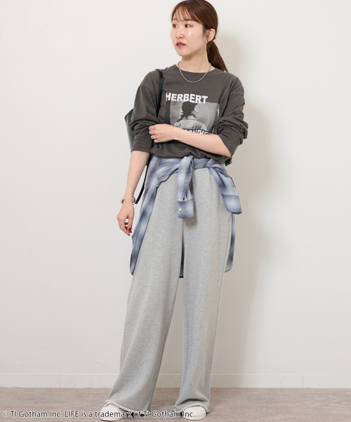 JOURNAL STANDARD relume（ジャーナルスタンダード　レリューム）の「《追加》別注【GOOD ROCK SPEED】LIFE PC フォトT（Tシャツ/カットソー・レディース・チャコールグレー/ホワイト系その他/ホワイト・FREE）」の4枚目の写真