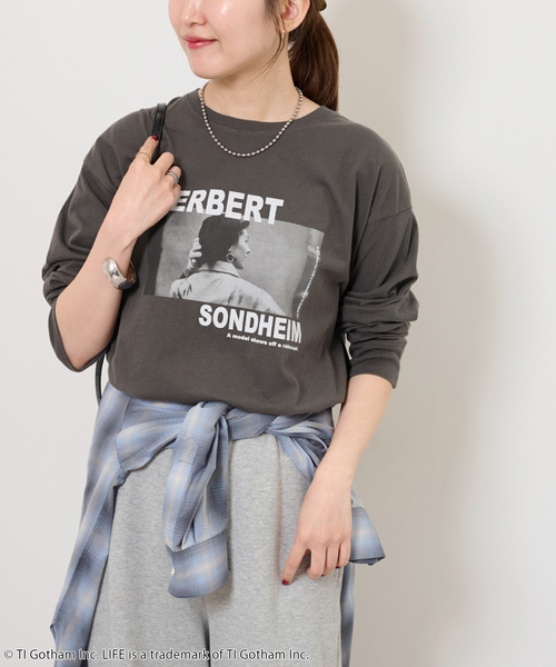 JOURNAL STANDARD relume（ジャーナルスタンダード　レリューム）の「《追加》別注【GOOD ROCK SPEED】LIFE PC フォトT（Tシャツ/カットソー・レディース・チャコールグレー/ホワイト系その他/ホワイト・FREE）」の7枚目の写真