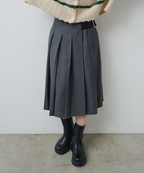 Kastane（カスタネ）の「*【チェック&無地/一部店舗限定】ベルトプリーツミドルスカート（スカート・レディース・グレー/チャコールグレー・FREE）」の4枚目の写真