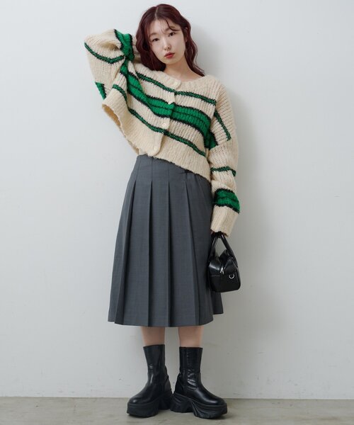 Kastane（カスタネ）の「*【チェック&無地/一部店舗限定】ベルトプリーツミドルスカート（スカート・レディース・グレー/チャコールグレー・FREE）」の11枚目の写真