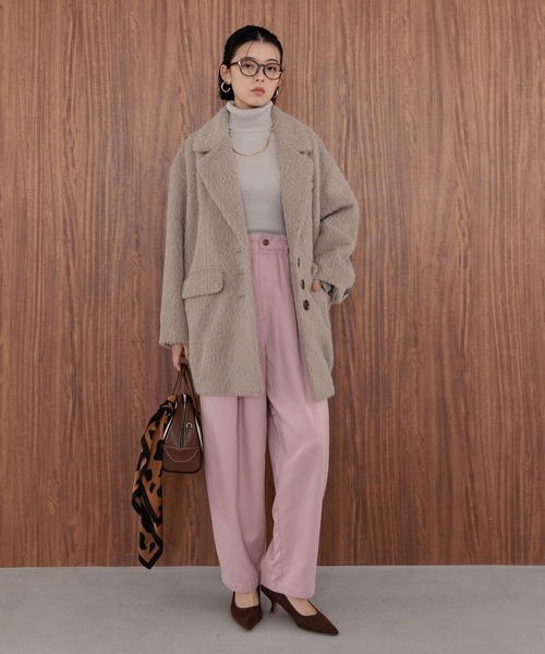 BAYFLOW（ベイフロー）の「[新素材でブラッシュアップ]リブタートルニット（ニット/セーター・レディース・レッド/ブラック/グレイッシュベージュ・MEDIUM/SMALL）」の6枚目の写真