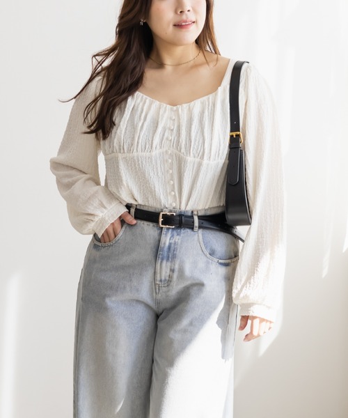 CLETTE(クレット)の「CLETTEオリジナルボタンデザインプルオーバー(Tシャツ/カットソー・レディース・アイボリー/ブラック/ブラウン・LL/3L/4L)」の2枚目の写真