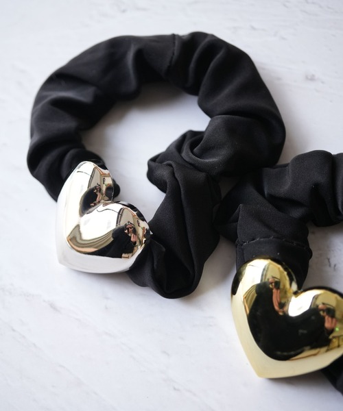 Port（ポート）の「【 Port / ポート 】 シルバー＆ゴールド メタルパーツ付 ブラック シュシュ #（ヘアゴム・レディース・シルバー系その他/ゴールド系その他/ブラック/ゴールド/シルバー・FREE）」の15枚目の写真