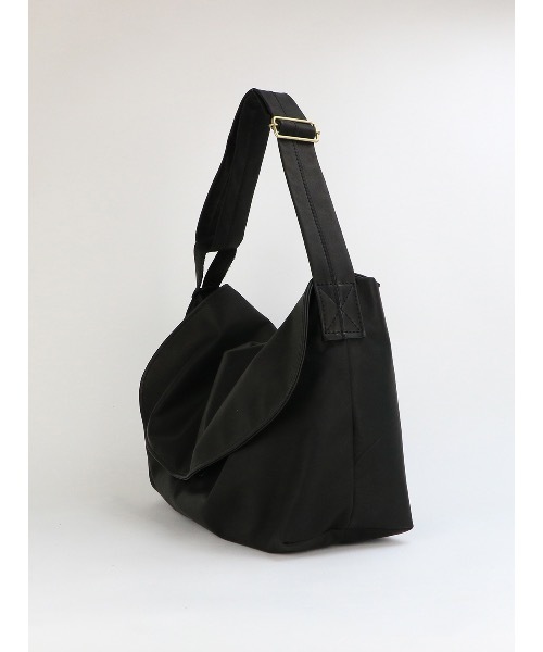 BrownBrown(ブラウンブラウン)の「【BrownBrown】ブラウン・ブラウン/ Shoulder bag -Matte(ショルダーバッグ・メンズ・ブラック/ブラウン・FREE)」の3枚目の写真