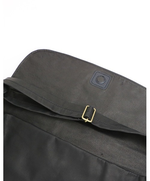 BrownBrown(ブラウンブラウン)の「【BrownBrown】ブラウン・ブラウン/ Shoulder bag -Matte(ショルダーバッグ・メンズ・ブラック/ブラウン・FREE)」の5枚目の写真